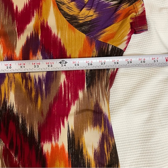 Maggie Barnes Red and Gold Graphic Tunic with 3/4 Sleeves - Picture 7 of 8